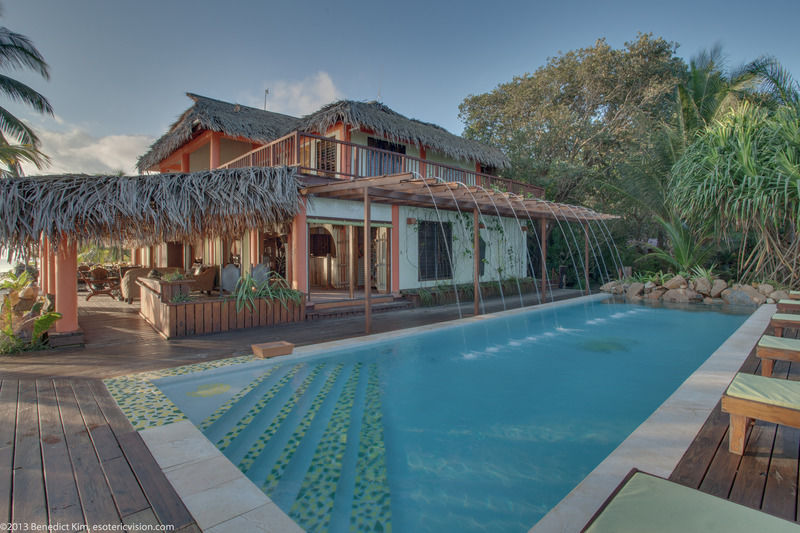 Robert'S Grove Beach Resort Placencia Buitenkant foto